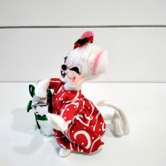 Annalee 6" Swirl Gift Mouse - Picture 5 of 6